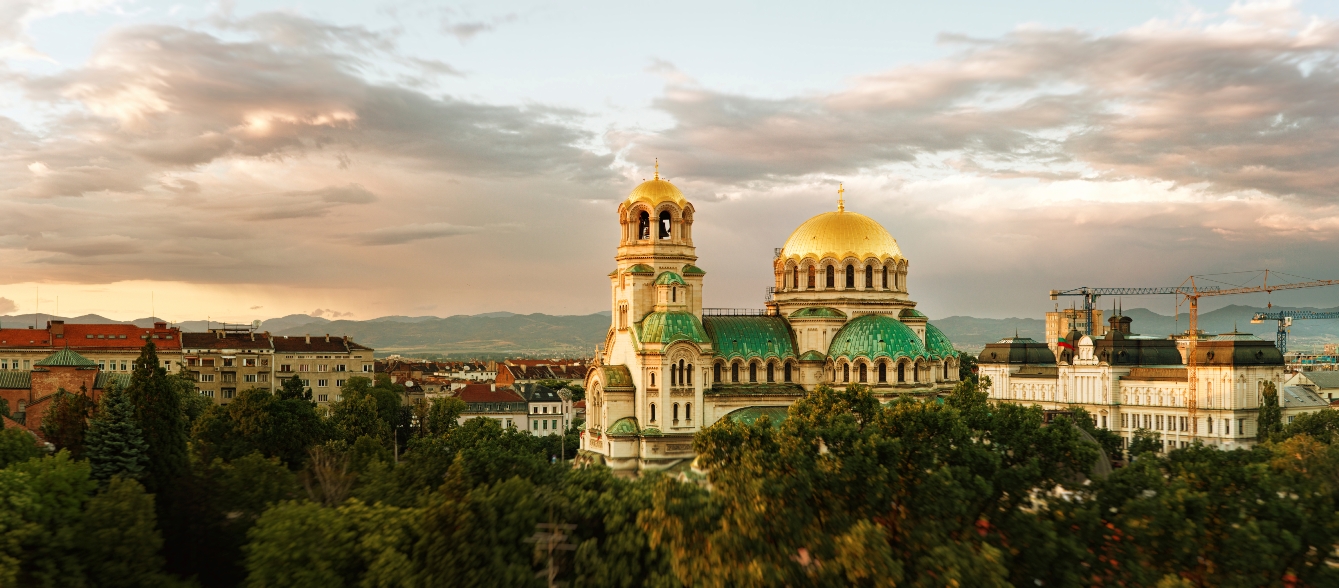 bulgaria-sofia-alexander-nevski-cathedral-panorama-istock-000025118398large